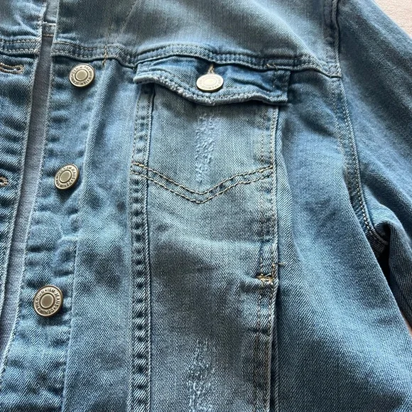 Basic Denim Jacket - Picture 10 of 11